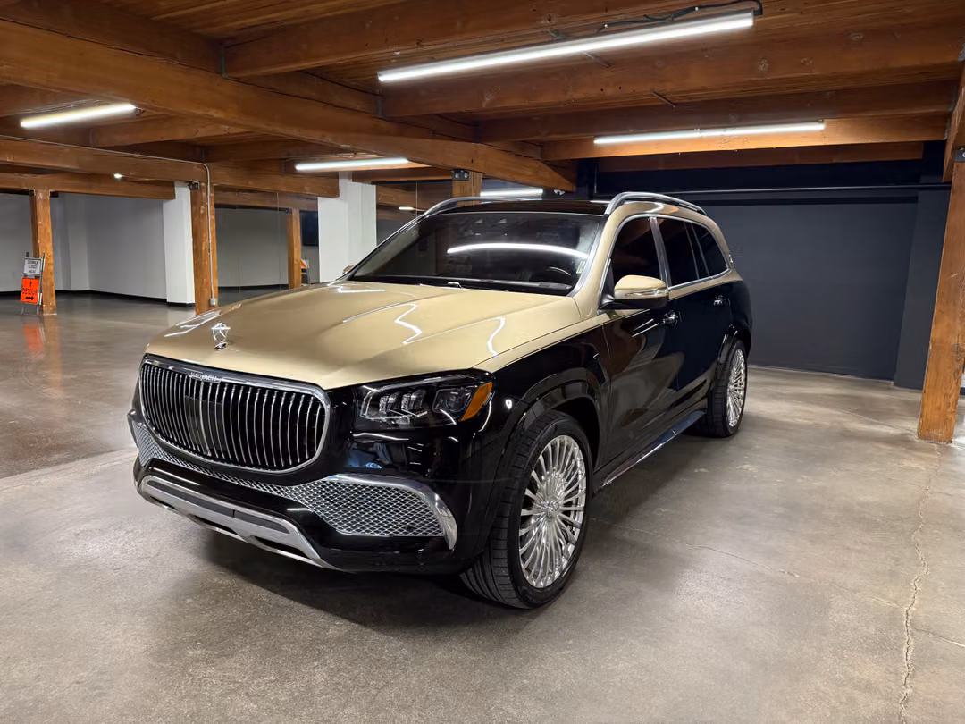 2023 Mercedes-Benz GLS GLS 600 - Image 3