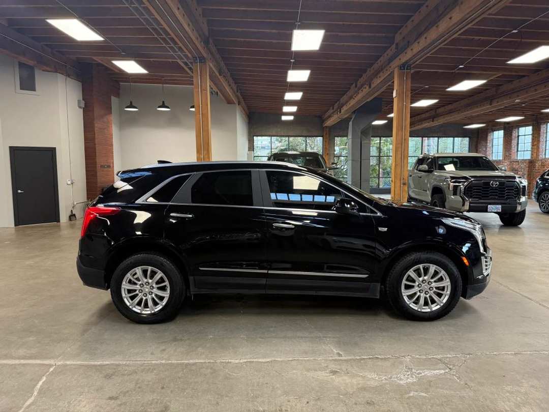 2017 Cadillac XT5 Base - Photo 21