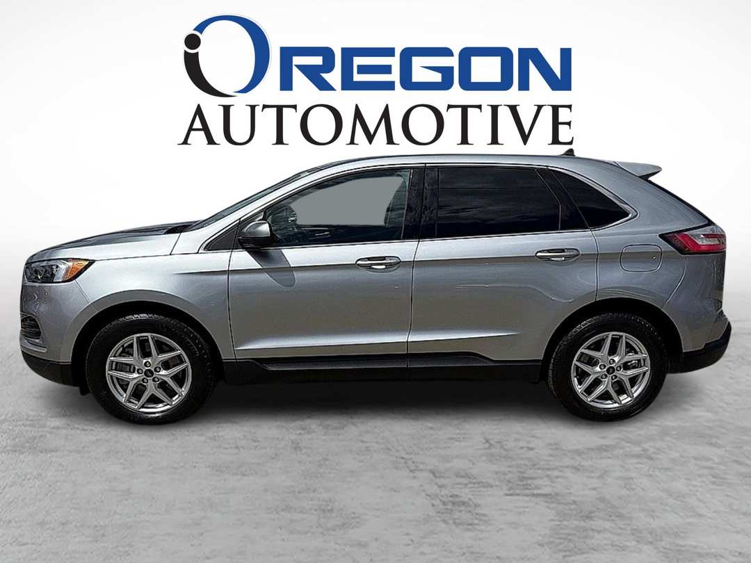 2024 Ford Edge SEL - Image 2