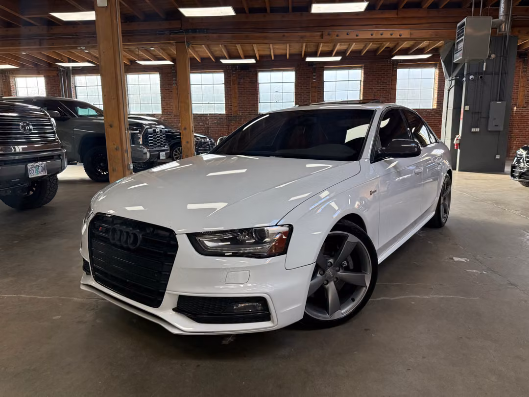 2014 Audi S4 Prestige - Image 2