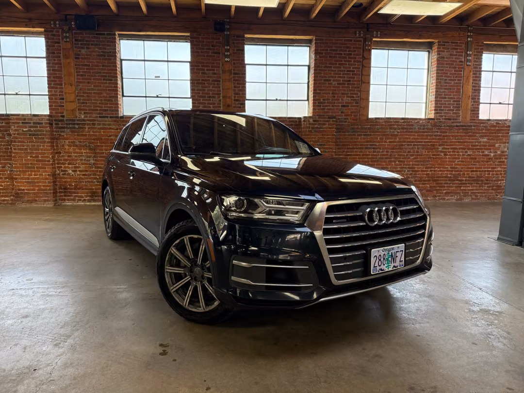 2017 Audi Q7 3.0T Premium Plus - Image 2