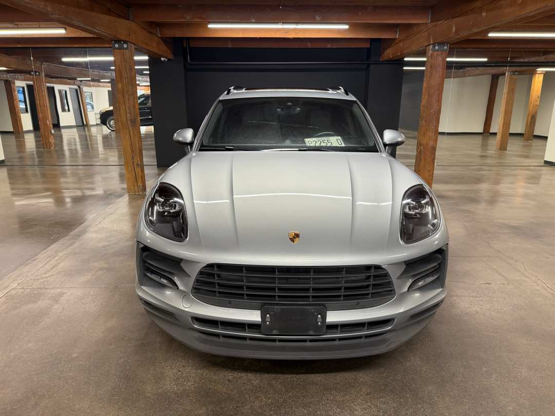 2019 Porsche Macan - Image 3