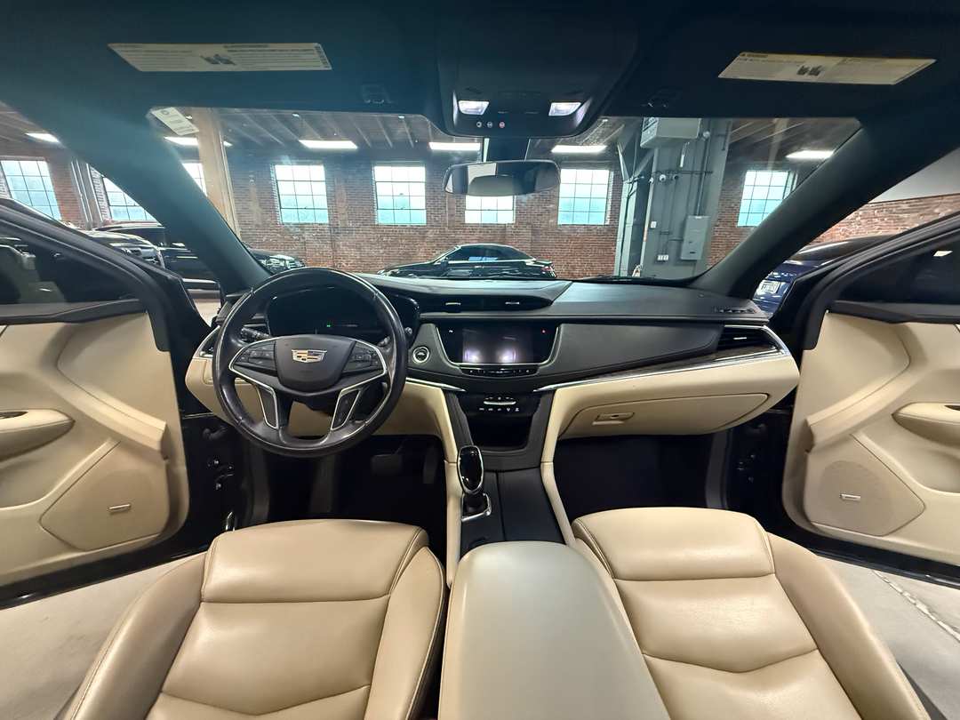 2017 Cadillac XT5 Base - Photo 14